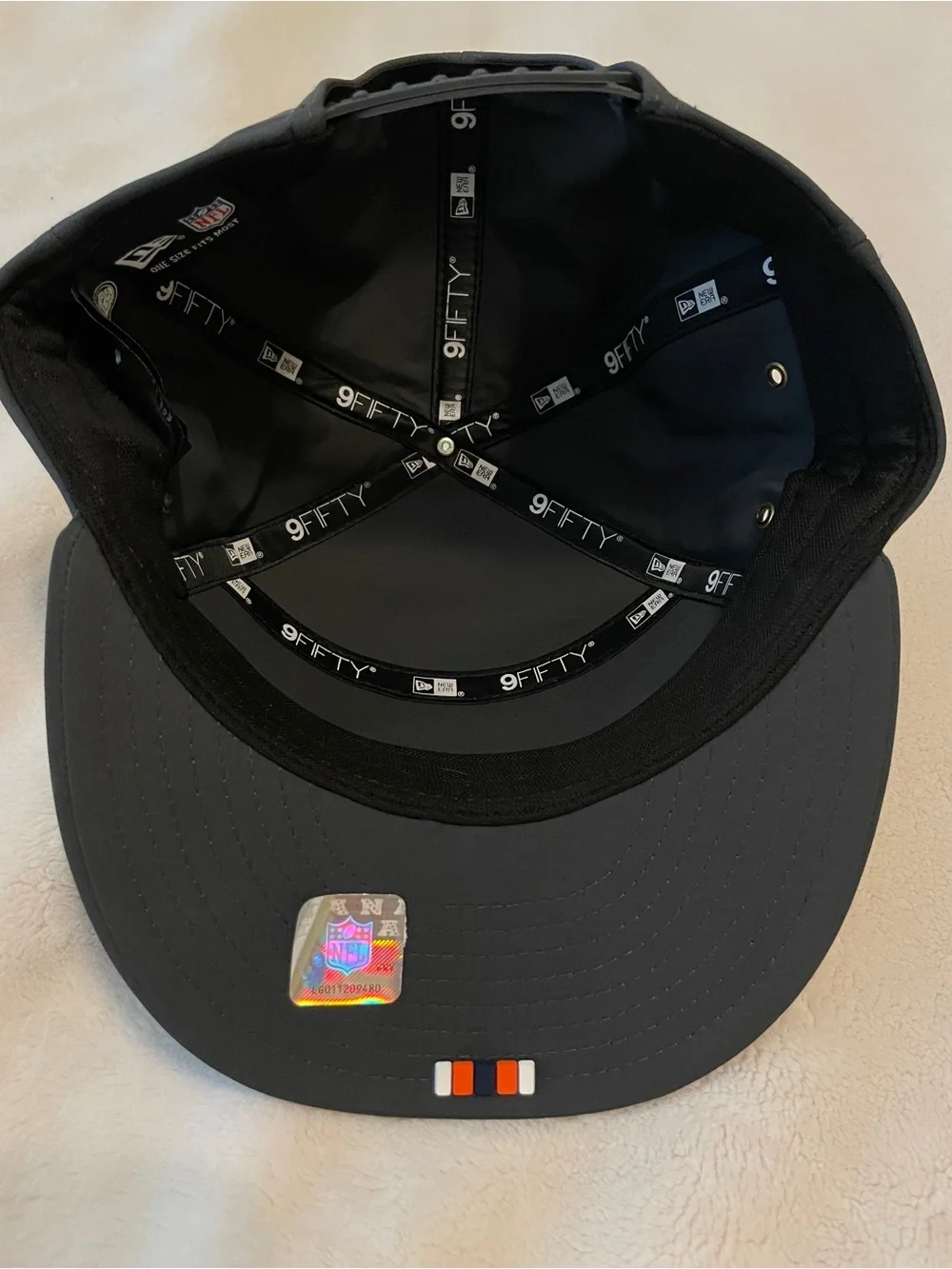 NWT NFL Denver Broncos New Era Gray Training Camp Snapback Hat